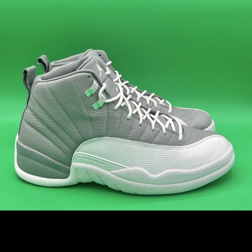 Nike Air Jordan 12 Stealth Men's sz 11.5